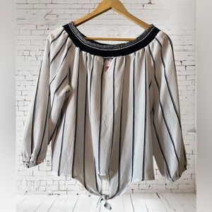 NO Boundaries Stripped Low Shoulder Front Knot Key Hole Texture Blouse Size L